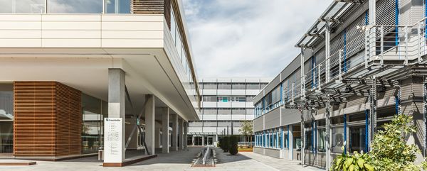 fraunhofer izs - Institute center stuttgart