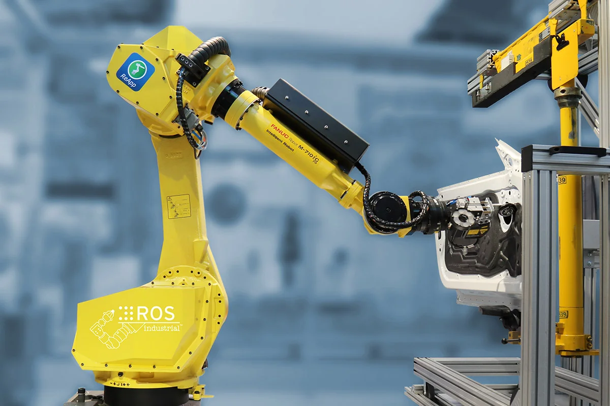 the ros-i powered fanuc m710 on display at Automatica 2016