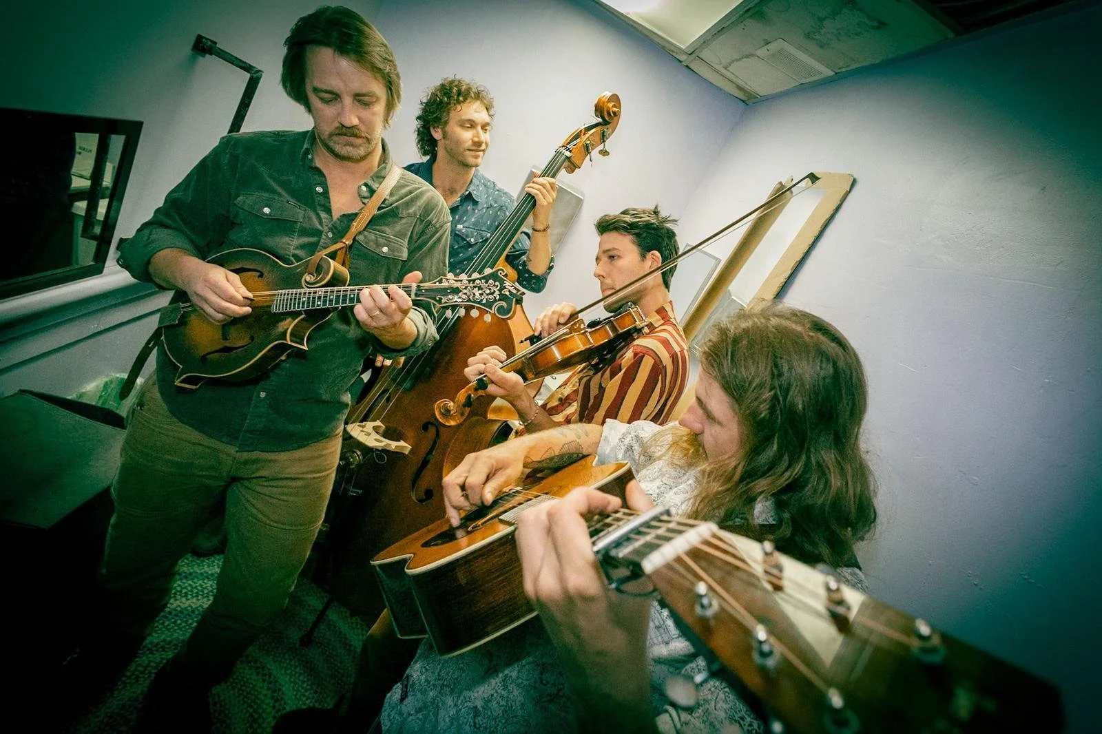The Fretliners