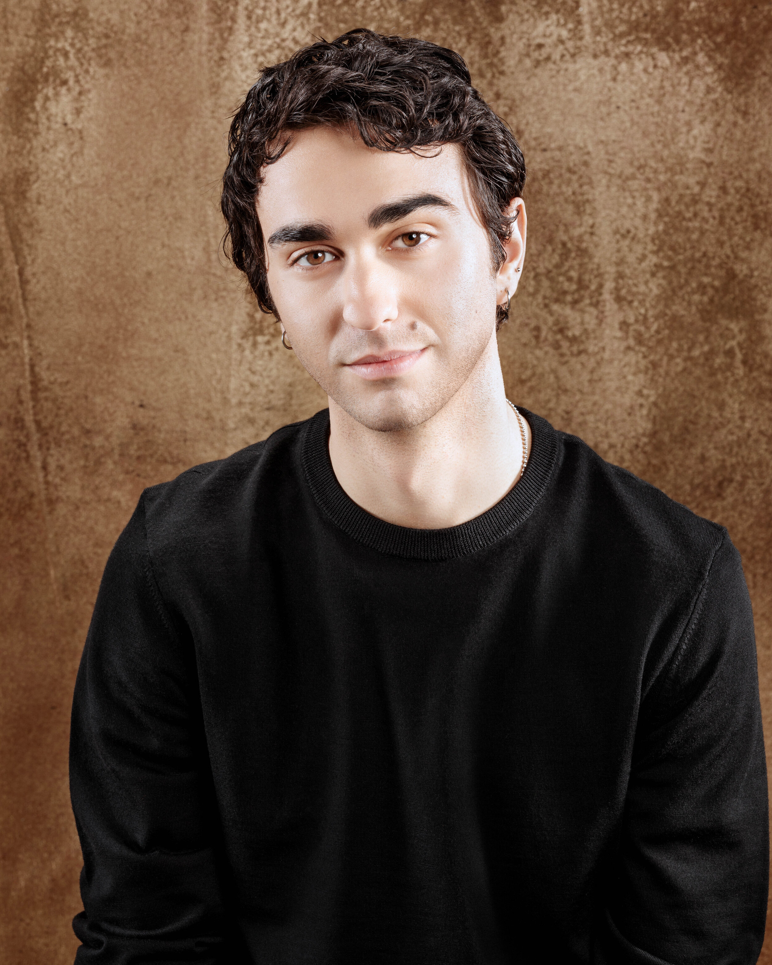 AlexWolff_TheWrap_0572_final.jpg