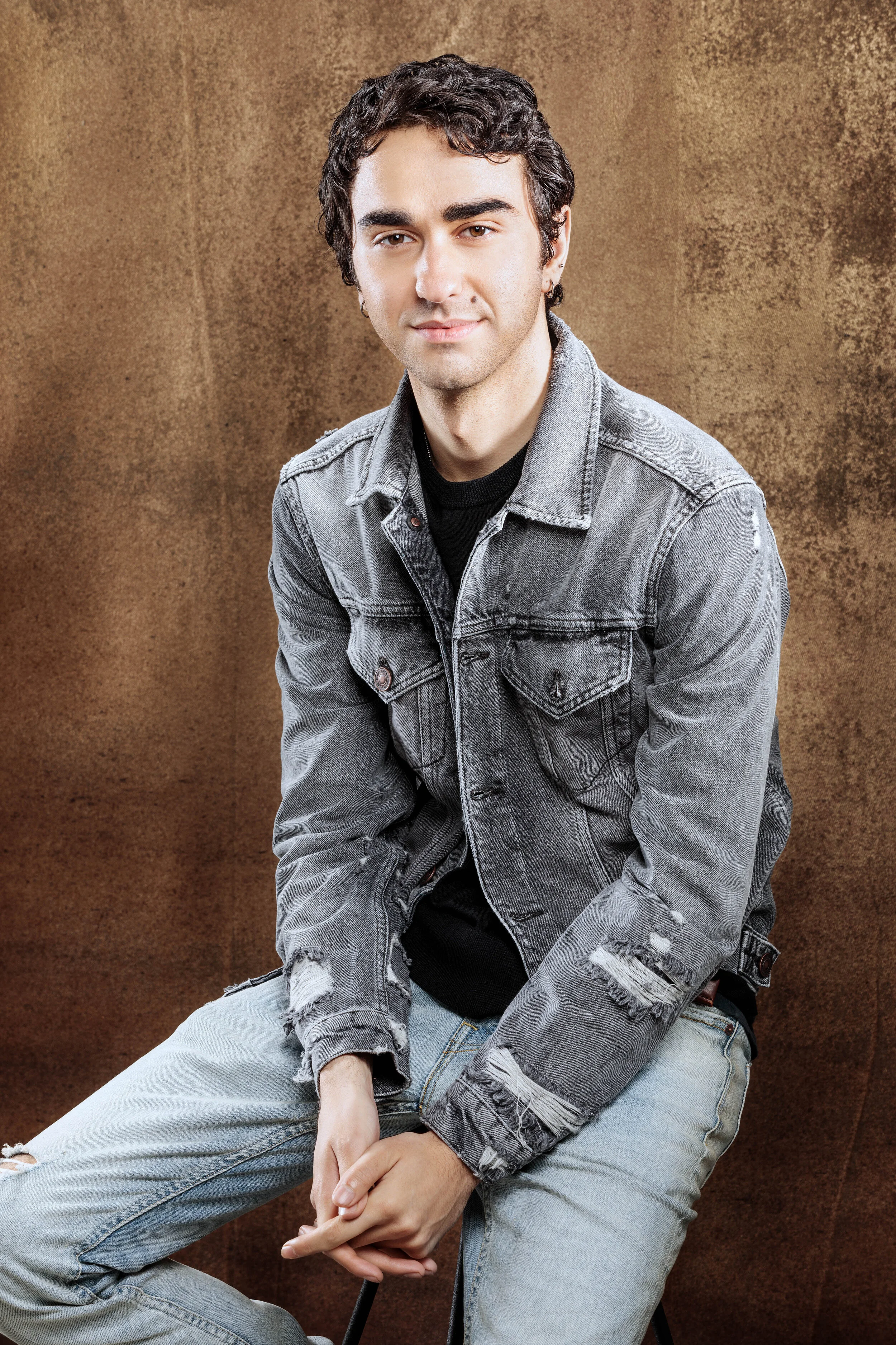 AlexWolff_TheWrap_0604_final.jpg