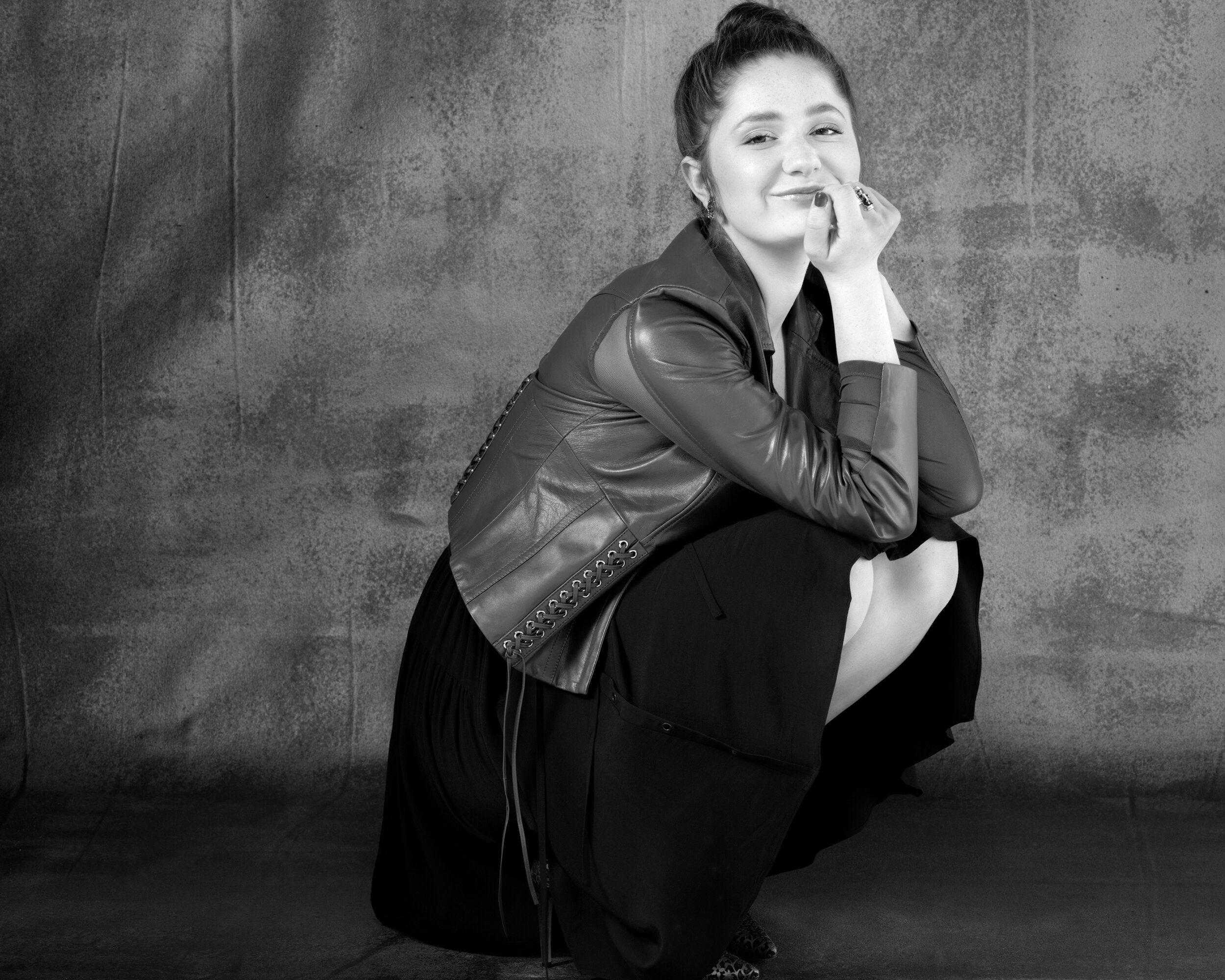 EmmaKenney_TheWrap_5720_BW_final.jpg
