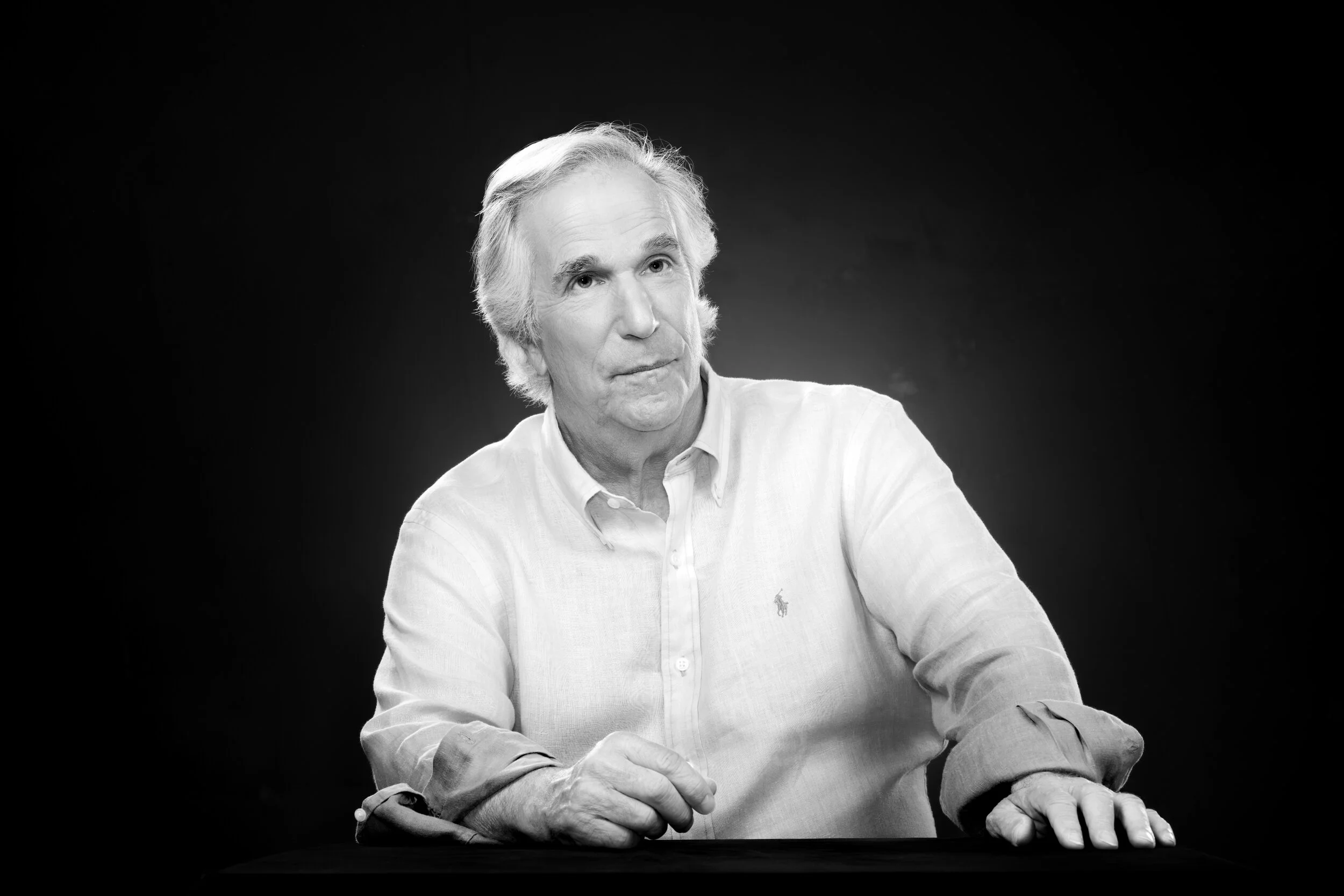 HenryWinkler_TheWrap_9184_BW_final.jpg