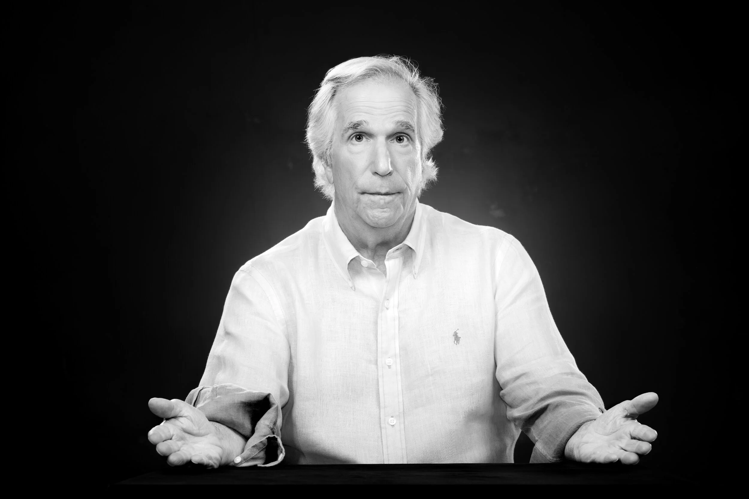 HenryWinkler_TheWrap_9198_BW_final.jpg