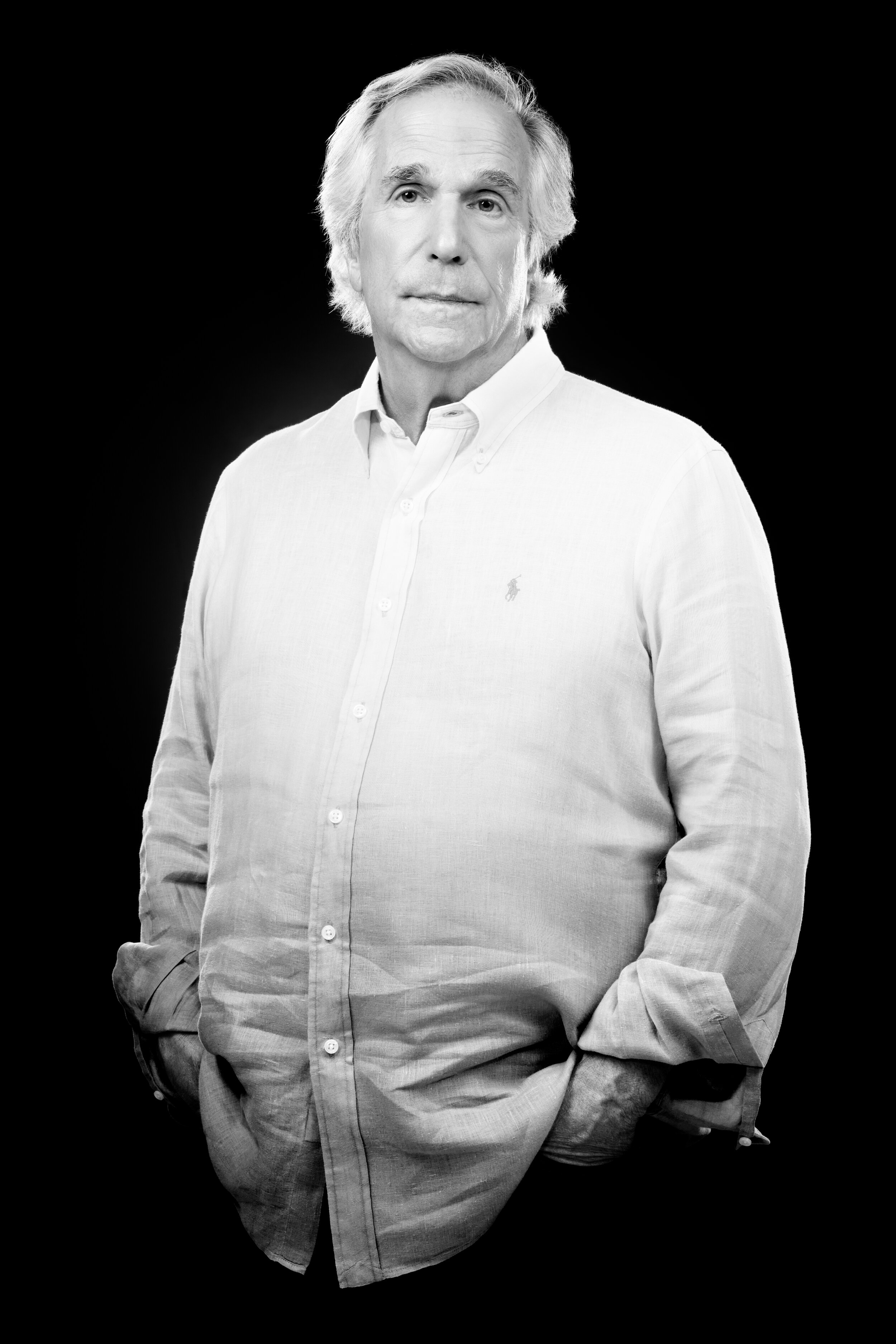 HenryWinkler_TheWrap_9209_BW_final.jpg