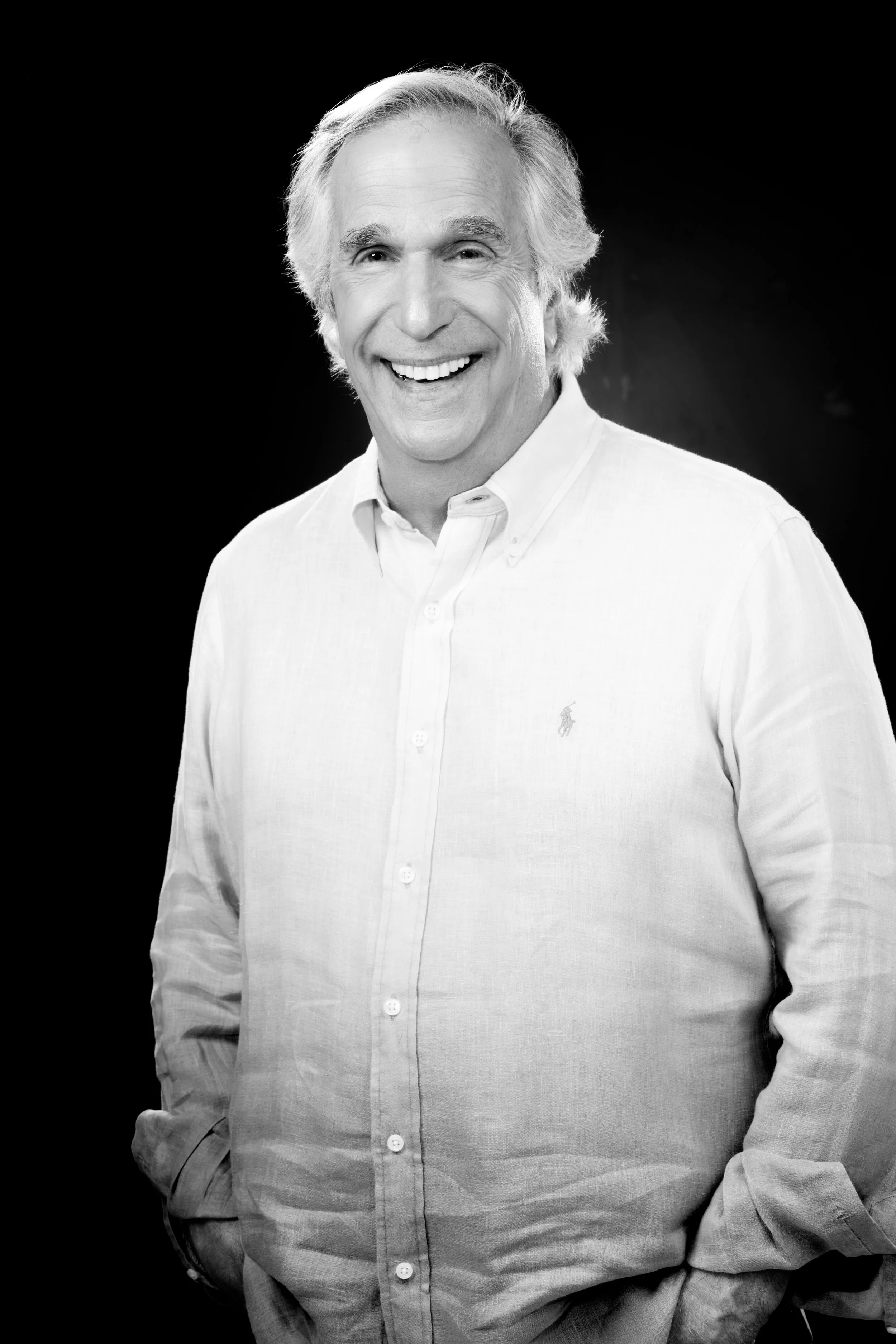 HenryWinkler_TheWrap_9217_BW_final.jpg
