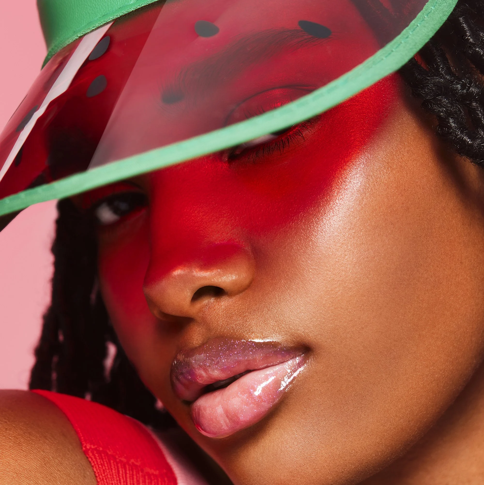 012924_Juicy_Aalyah_Fam2_0415_Final_RGB_1.jpg