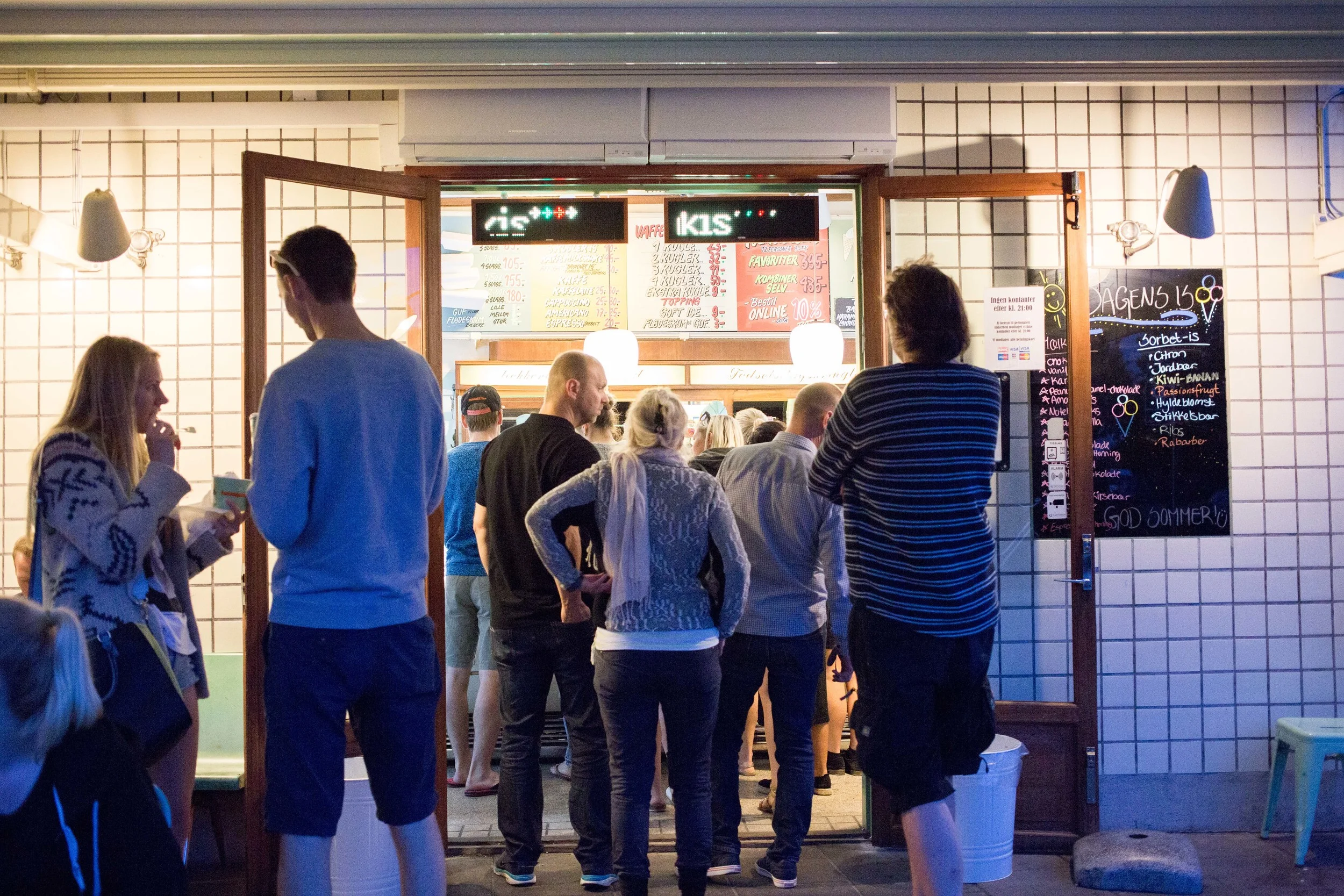 There is always a line but it goes quickly. Be prepared to know what you're going to order when you get to the front! (You can also taste as many samples as you'd like but the people behind you may judge.)