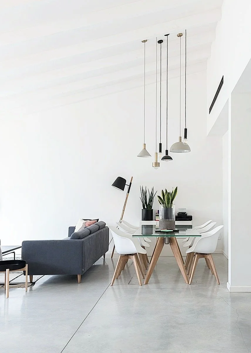 

Fine art architectural and interior photography capturing a contemporary residential living space through natural light, balanced composition, and refined visual storytelling for architects and interior designers.

צילום אדריכלות | צילום עיצוב פנים