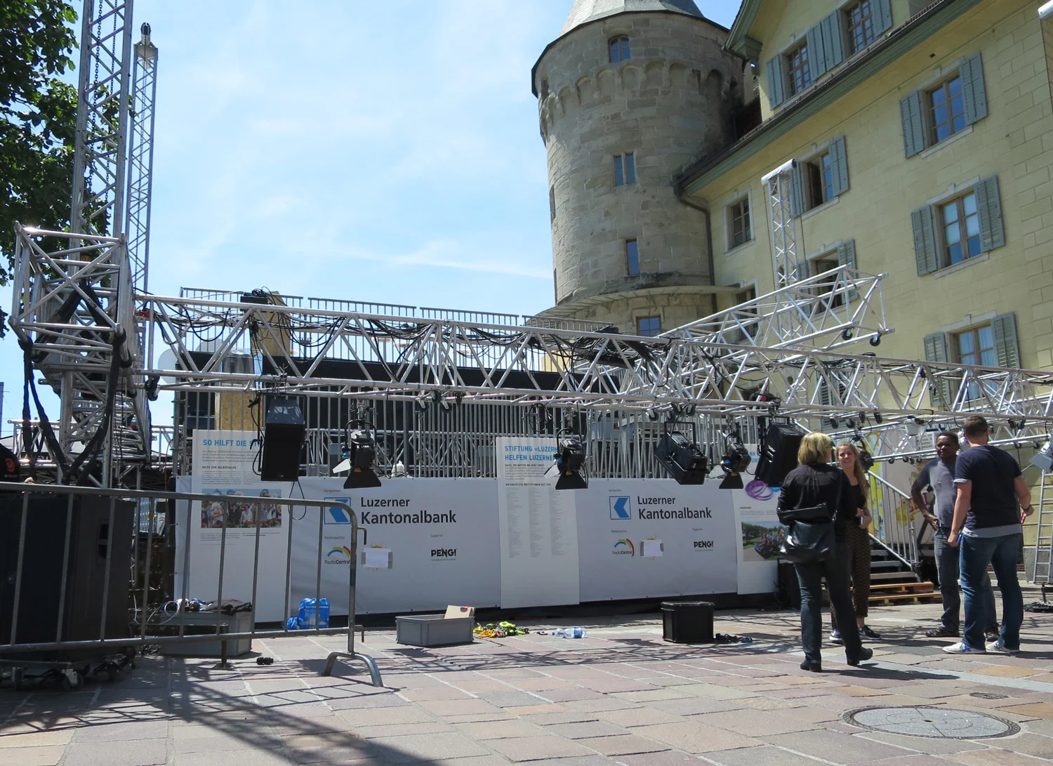 PENGland-AG_Aufbau_Lu-Fest-(4)_web.jpg
