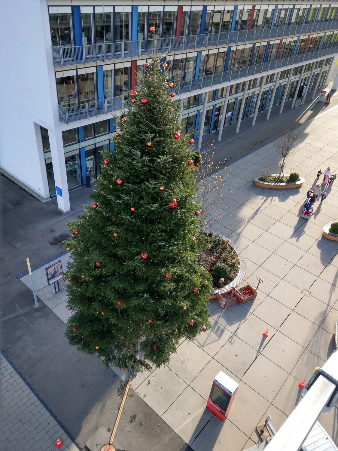 PENGland-AG_Xmas_D4-Business-Village_web2.jpg