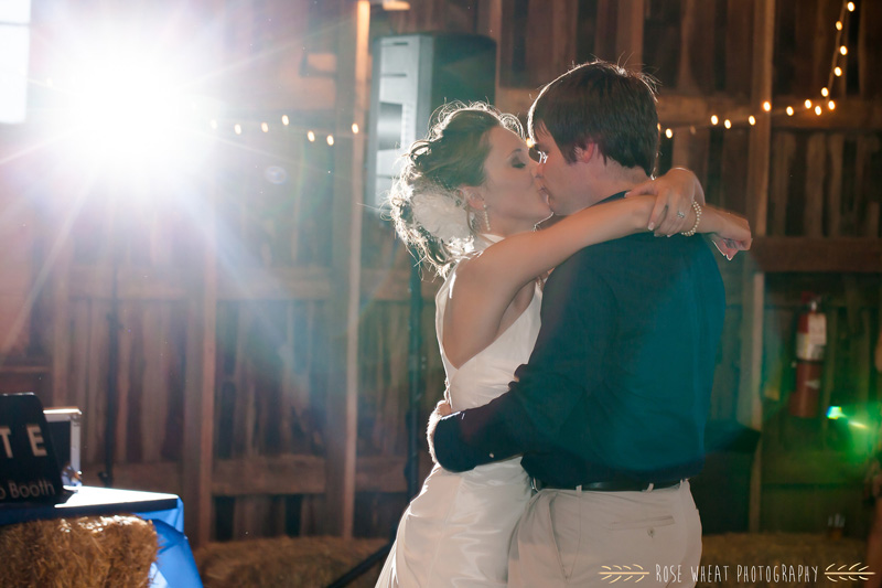 36.+first_dance_kiss_ocf.jpg