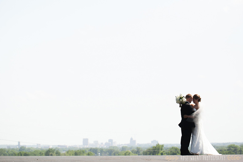 19.+topeka_skyine_wedding.jpg