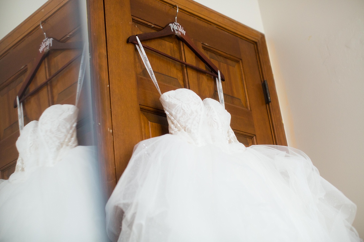 Topeka_Wedding_Photographers_0002.jpg