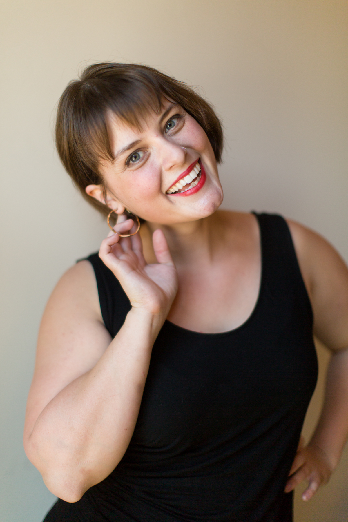 190427-emma headshot001-3.jpg