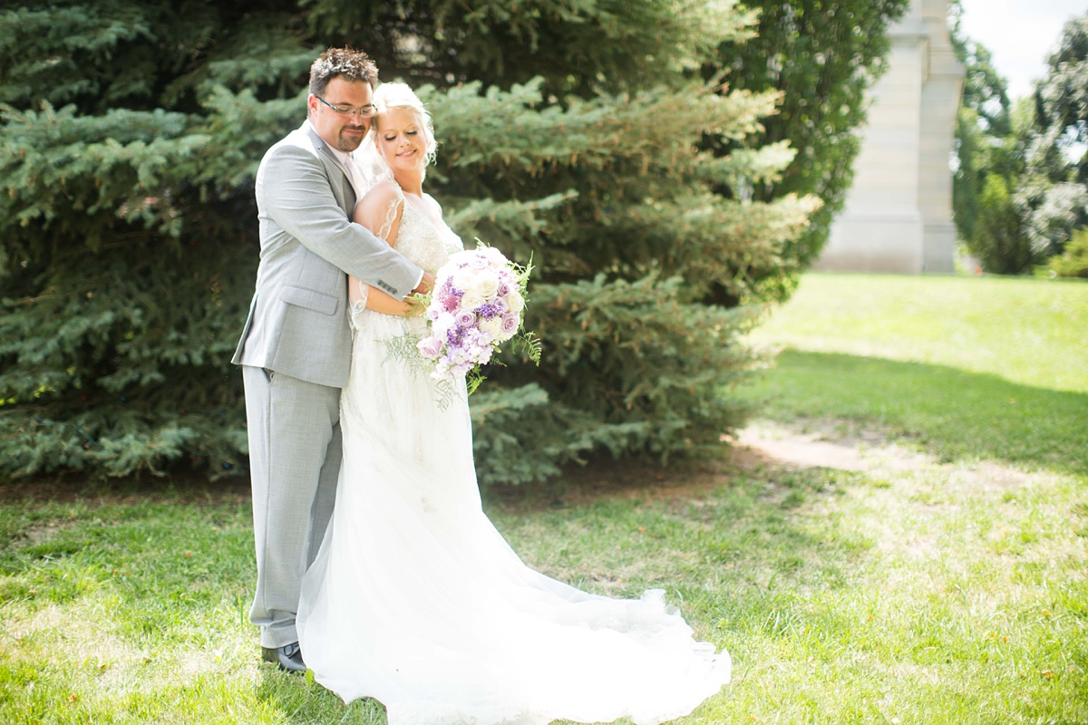 Meredith_Matt_Wedding_Summer_Hiawatha_KS_0020.jpg
