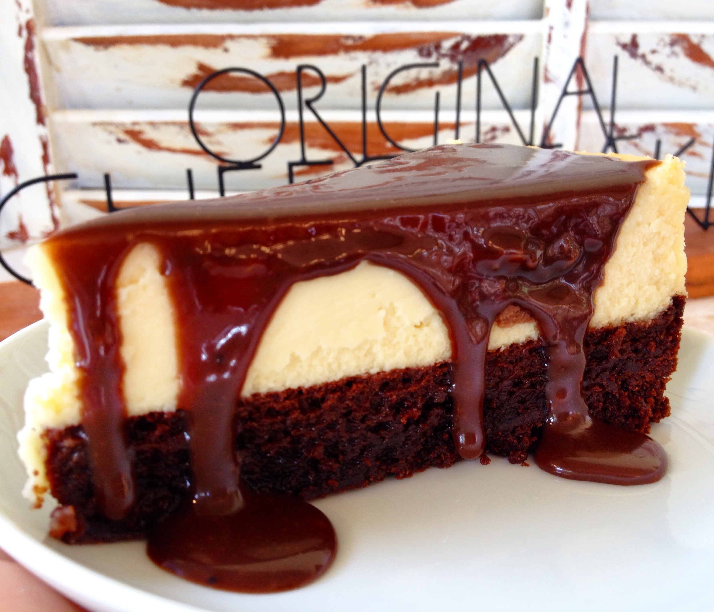 BROWNIE CHEESECAKE.JPG