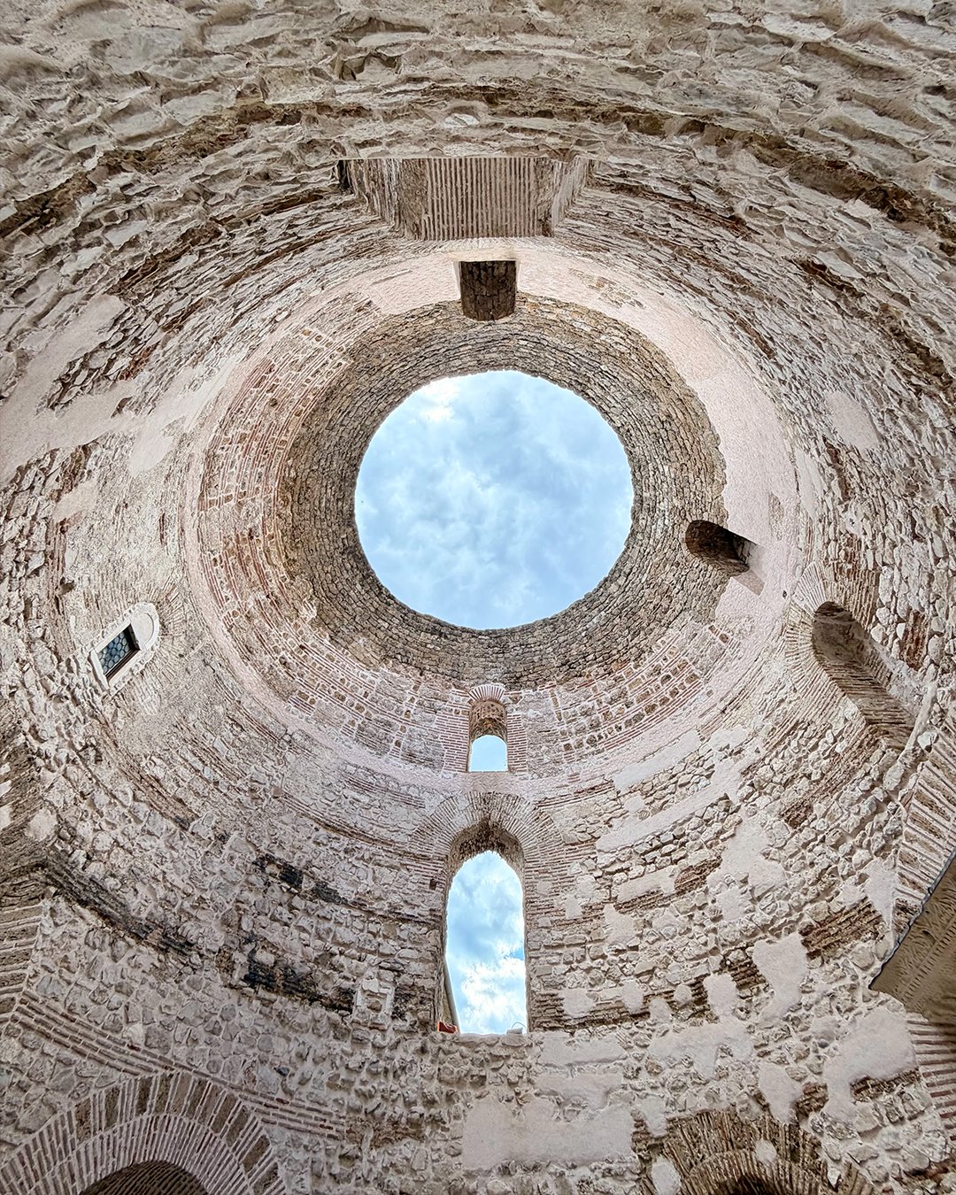Diocletian's Palace, The Vestibule