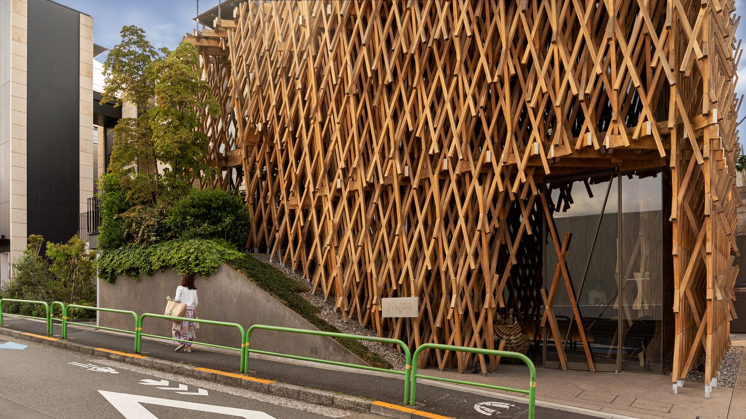 SunnyHills, Kengo Kuma