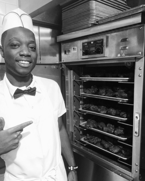 Delaney Chicken team members wore all white uniforms with black bowties, echoing the 1930’s diners.