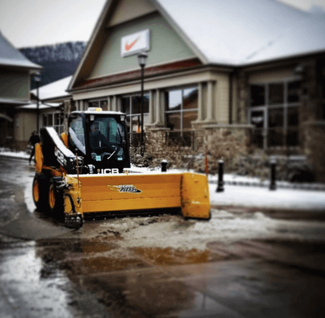 JCB Skid Steer with Metal Pless Blade.png