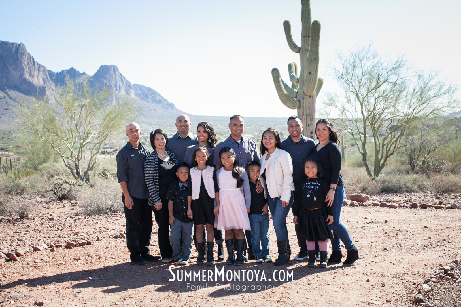 Gilbert Family Photographer | The Batoon family