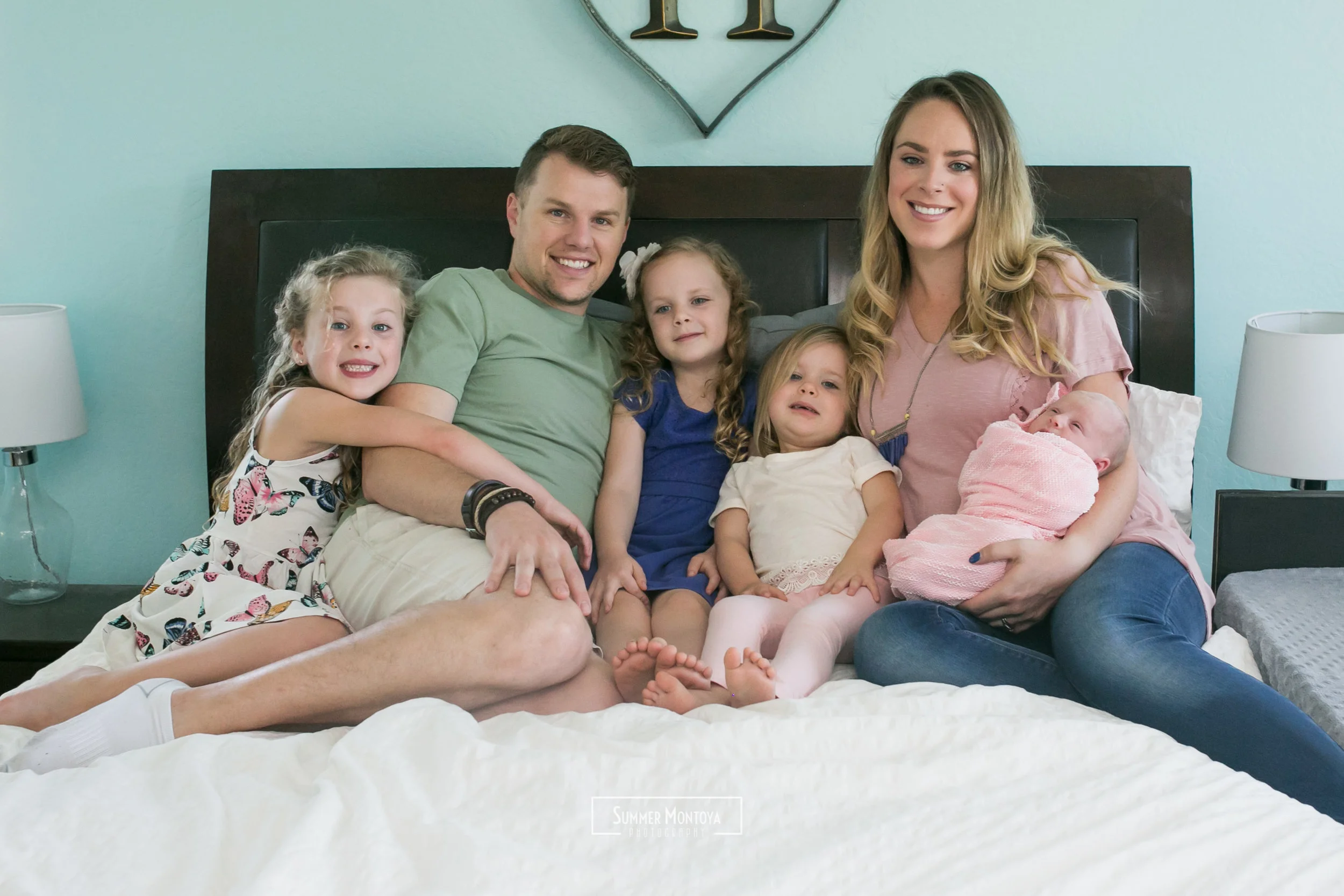 family-kids-bedroom-home