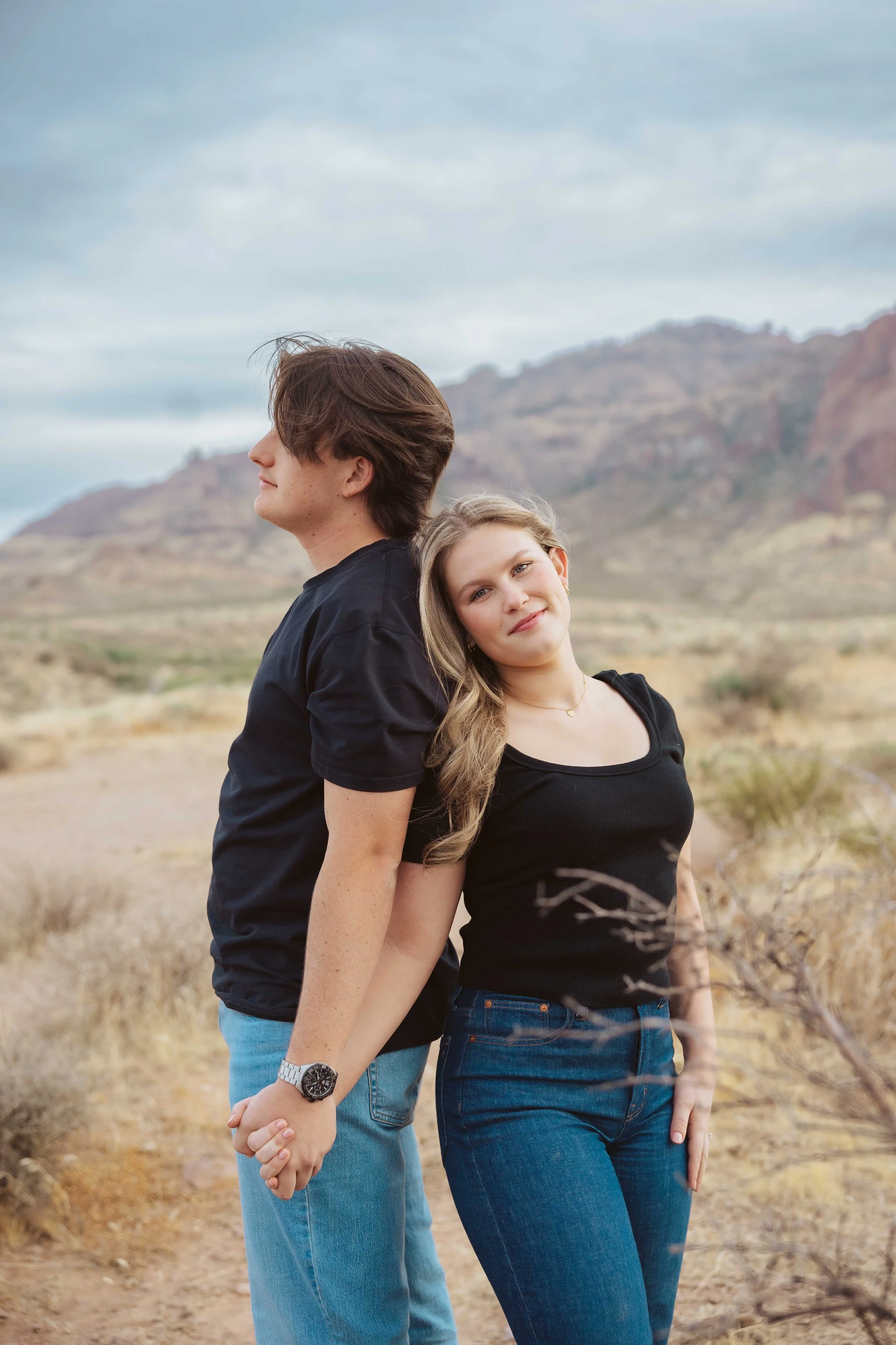 superstition-mountain-engagement-elyse-spenser-3.jpg