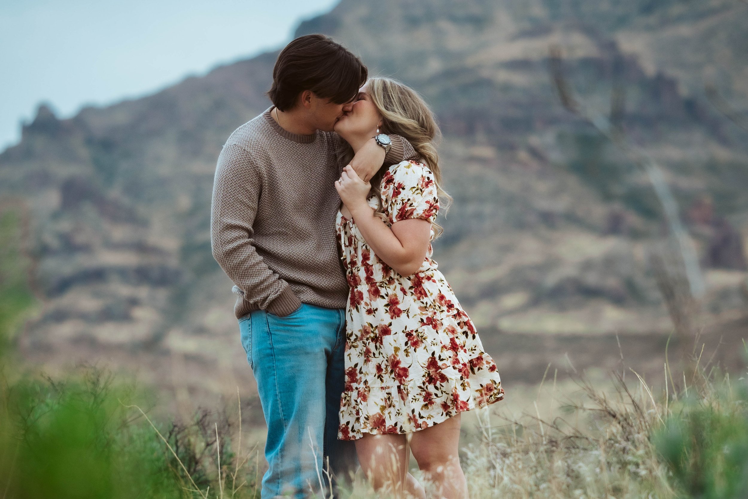 superstition-mountain-engagement-elyse-spenser-10.jpg