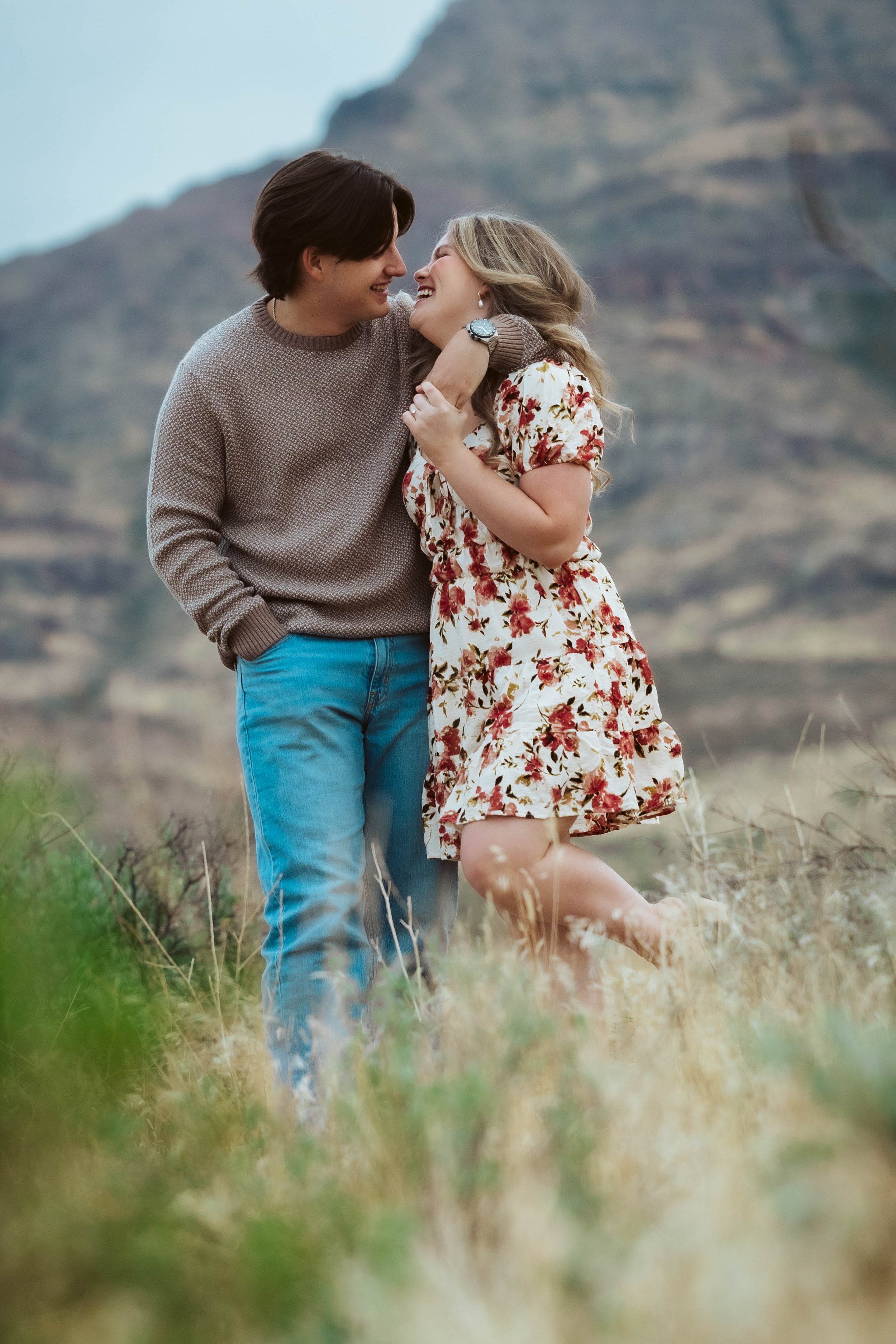 superstition-mountain-engagement-elyse-spenser-9.jpg