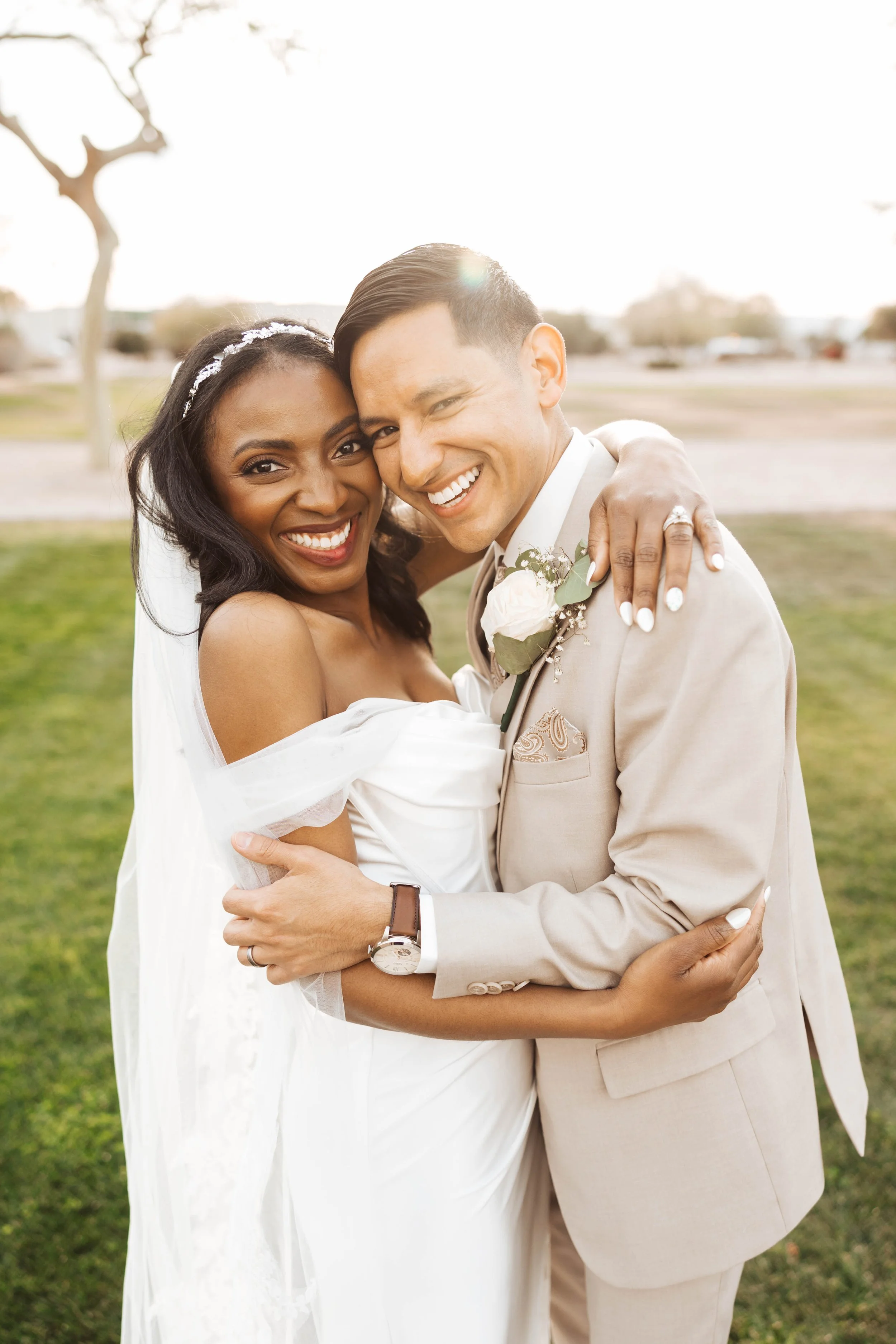Bride and groom sunset photos in Gilbert