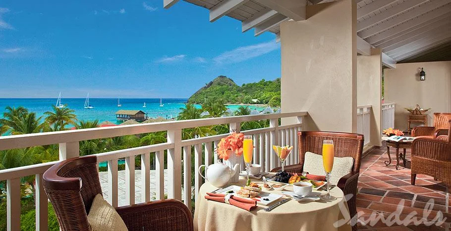 Dine around the world in eight international restaurants including the renowned over-the-water Gordon's. Fourteen additional restaurants await your pleasure at the two other Sandals resorts in St Luca. Excitement and entertainment abound with enthralling fire dancers, on premise village festivals, saxophone serenades from atop the pool tower, and ongoing entertainment nightly
