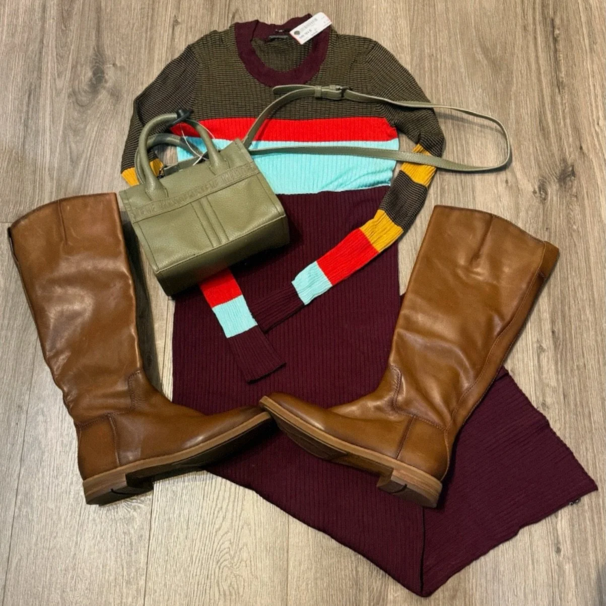 Shop #WoodstockVibes ❤️💛🩵