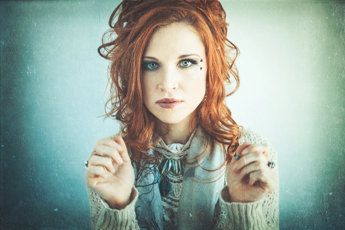 Robyn_Cage_Web_PR05.jpg
