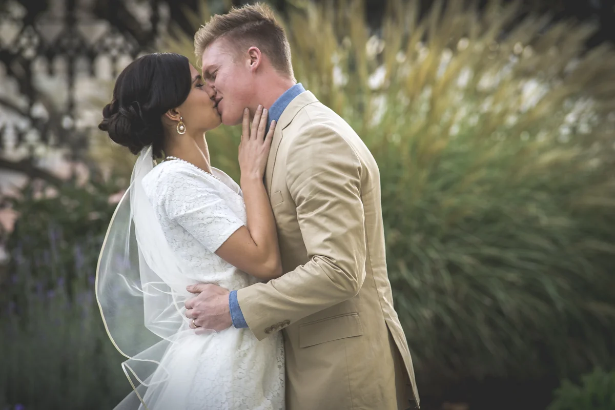 Kiss after the First Look | Jackson Hole Wyoming