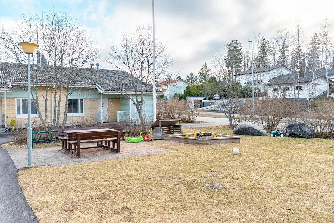 hommaksenkaari19_pihaa1.jpg (Copy)