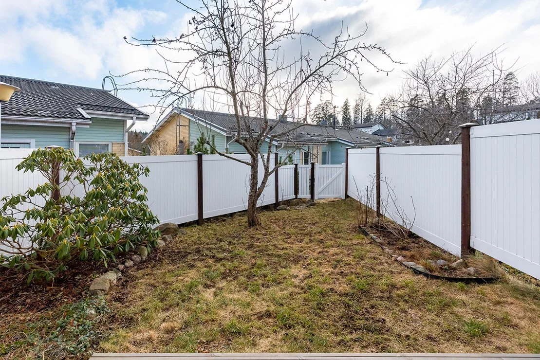 hommaksenkaari19_piha.jpg (Copy)