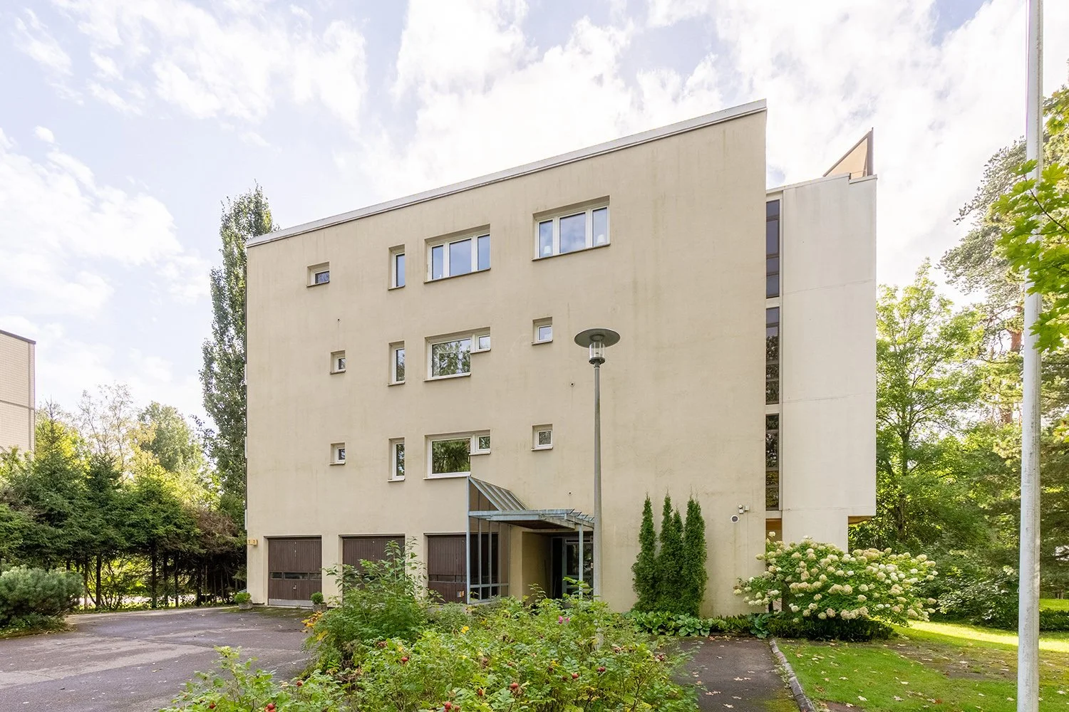 salakkatie7_julkis3 copy 2.jpg