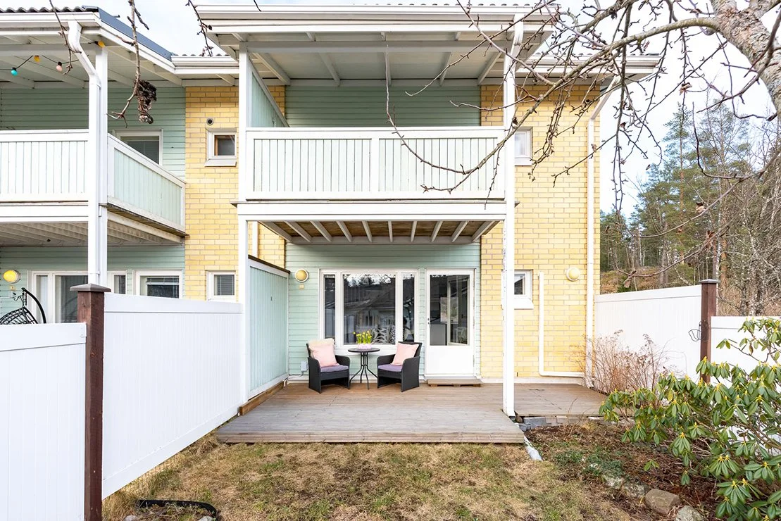 hommaksenkaari19_pihaa4.jpg (Copy)