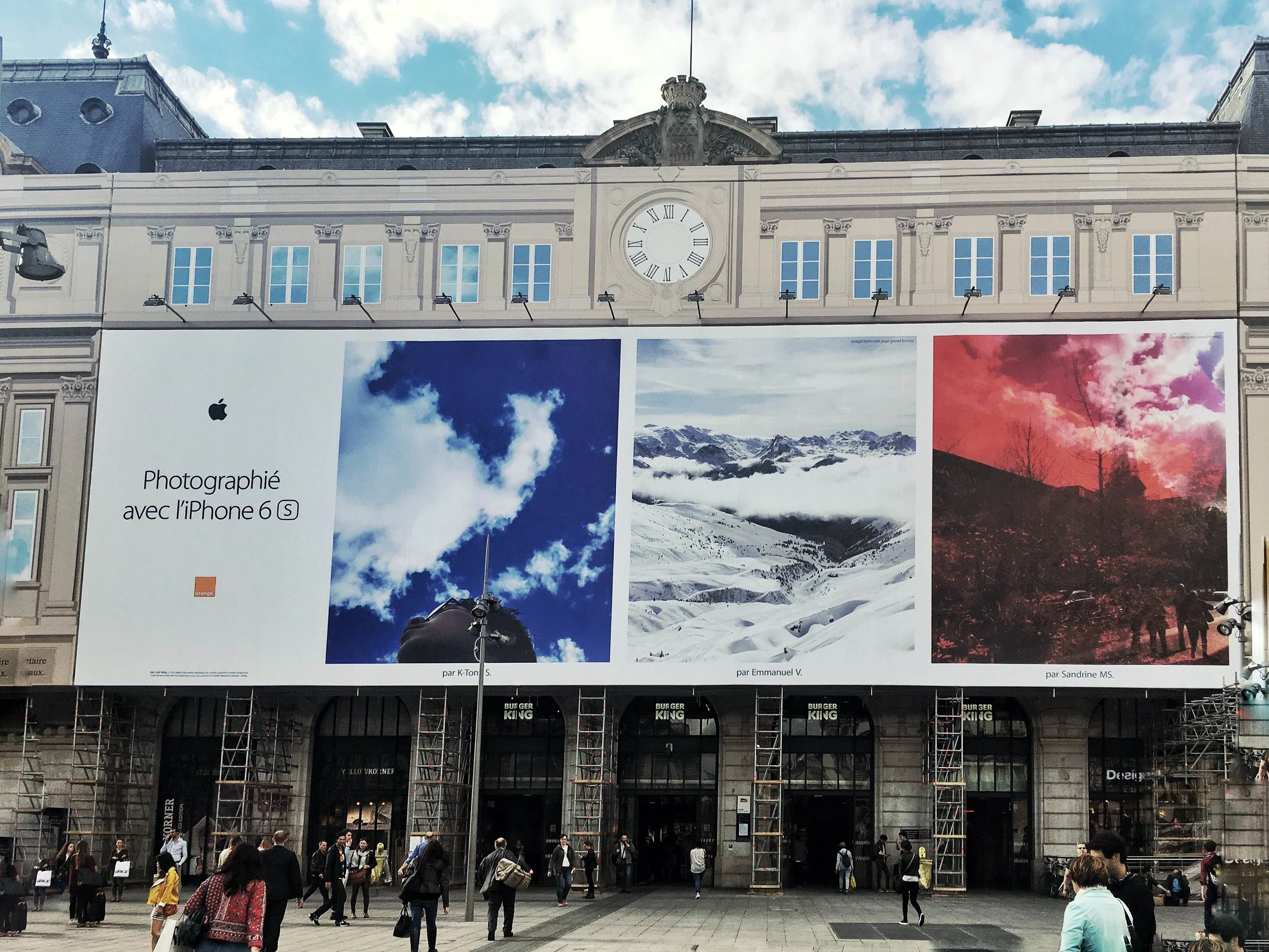 Apple 14th of July 2016 Paris Billboard Campaign