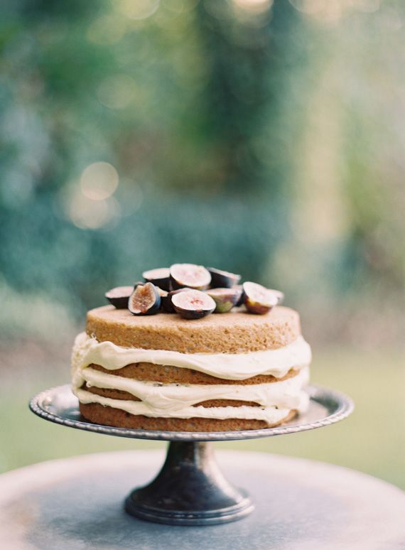 April cake by Odalys Mendez via 100 Layer Cake