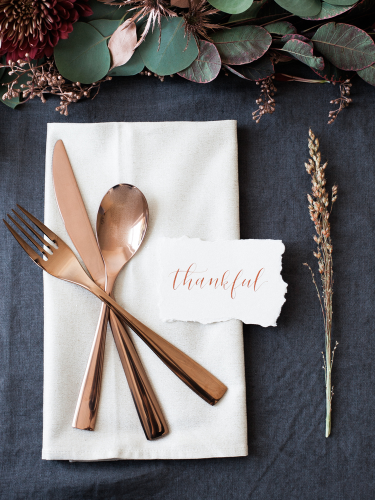 Simple & Elegant Thanksgiving Inspiration - Lindsey Brunk