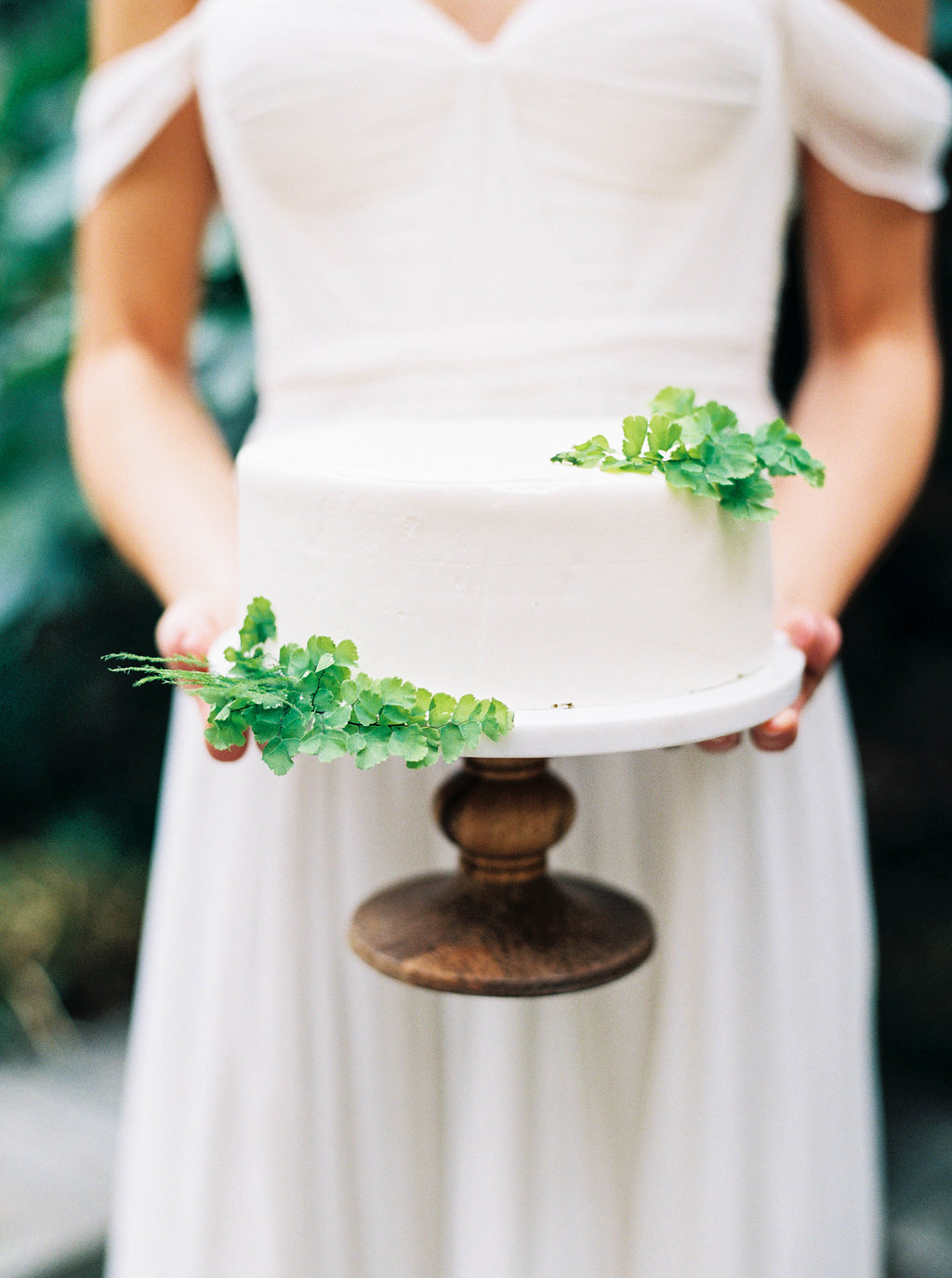 Organic Black & White Wedding Inspiration - Lindsey Brunk