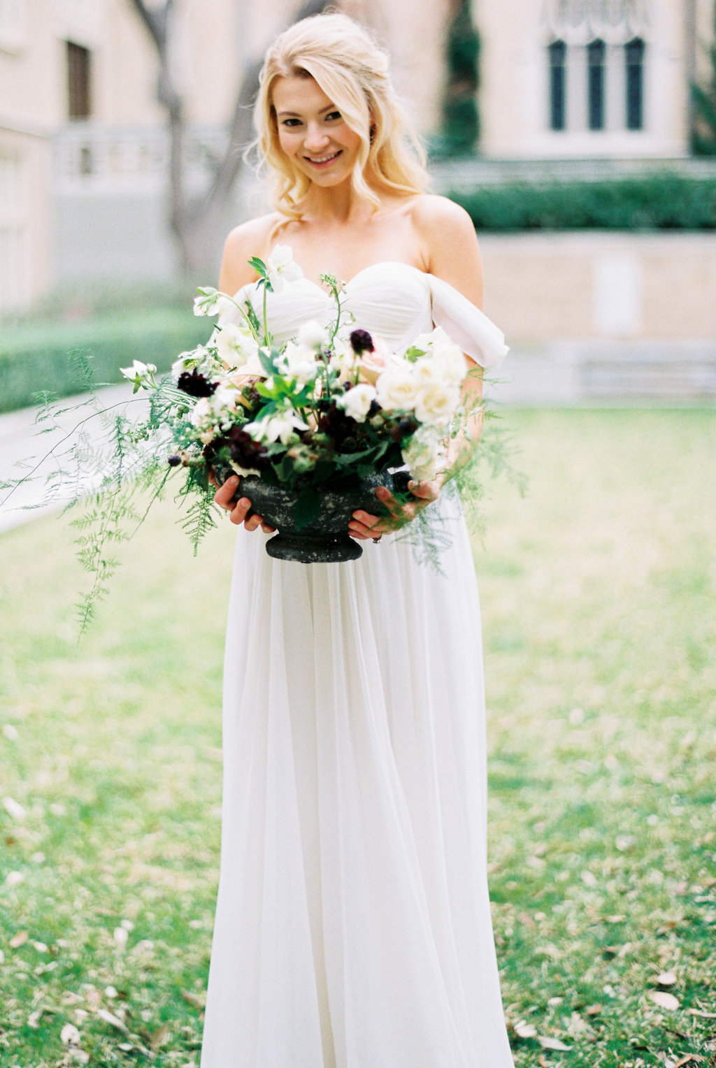 Organic Black & White Wedding Inspiration - Lindsey Brunk