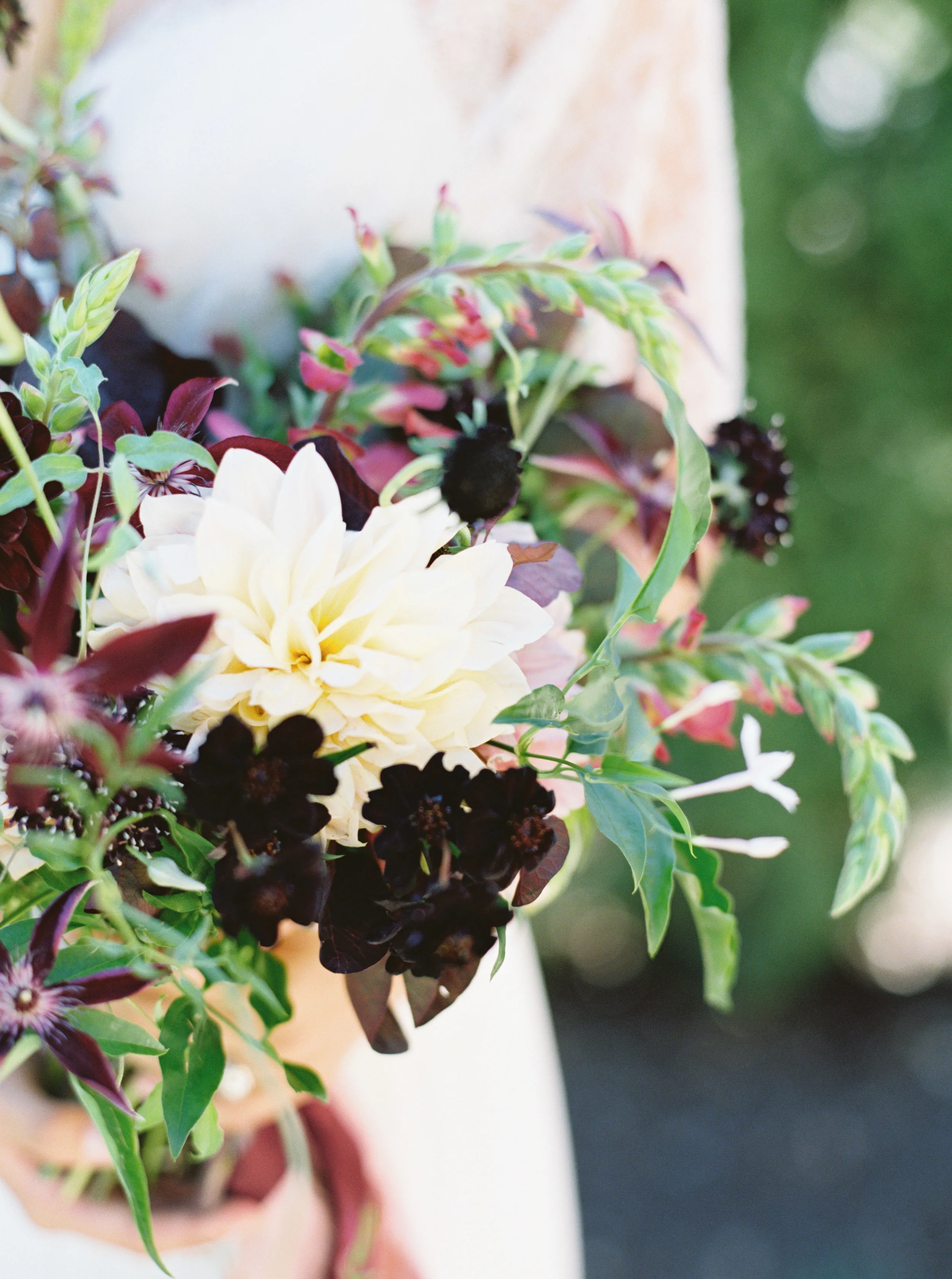 Delicate Fall Brides - Lindsey Brunk
