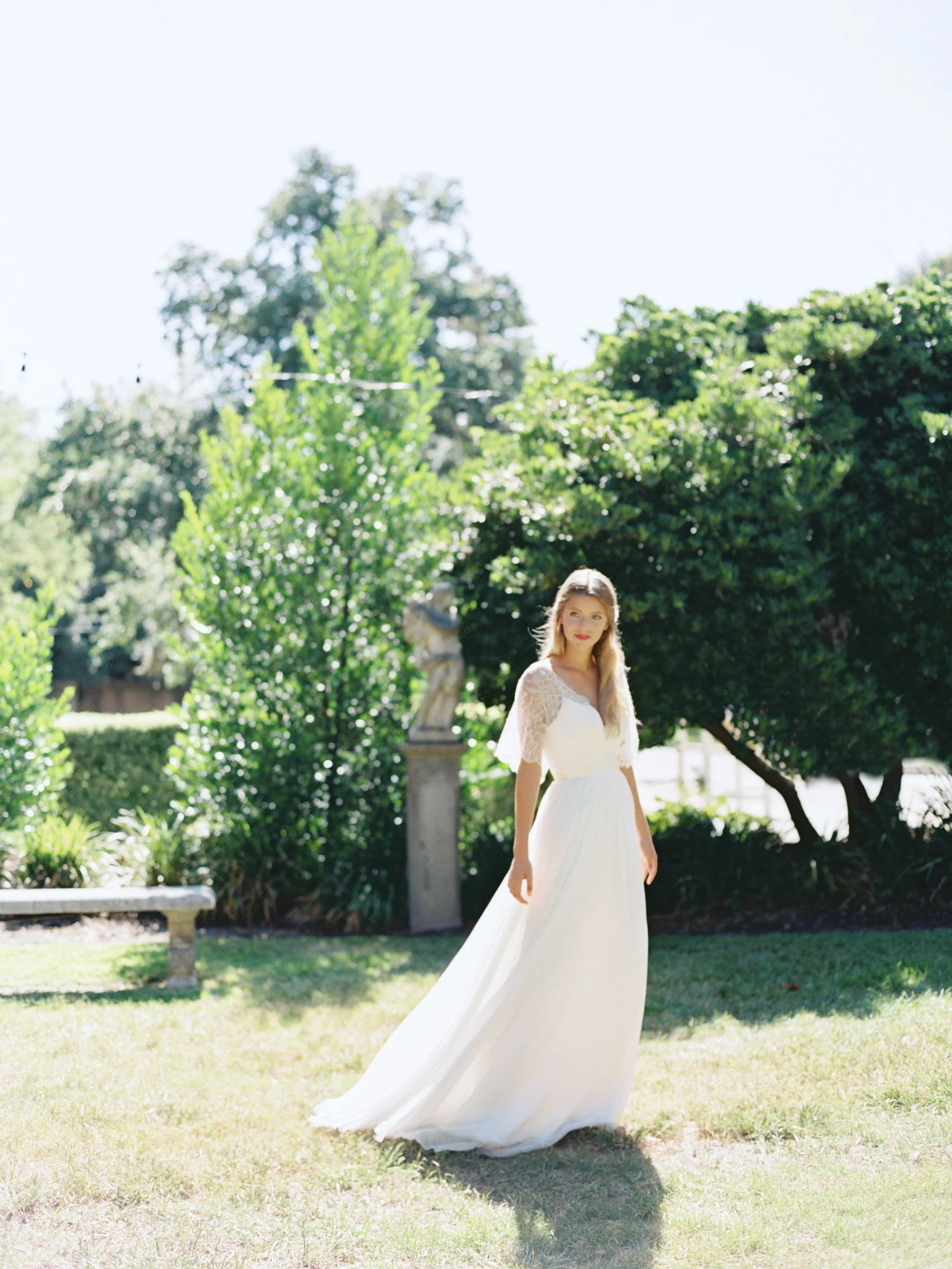 Delicate Fall Brides - Lindsey Brunk