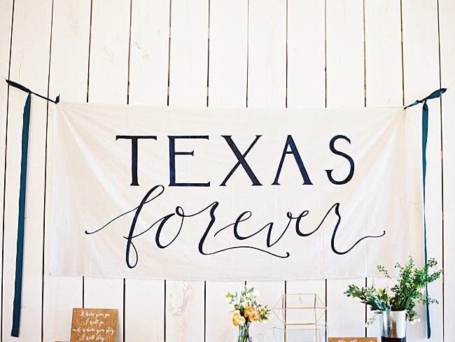 Callie & Chris Outdoor Spring Wedding - Lindsey Brunk