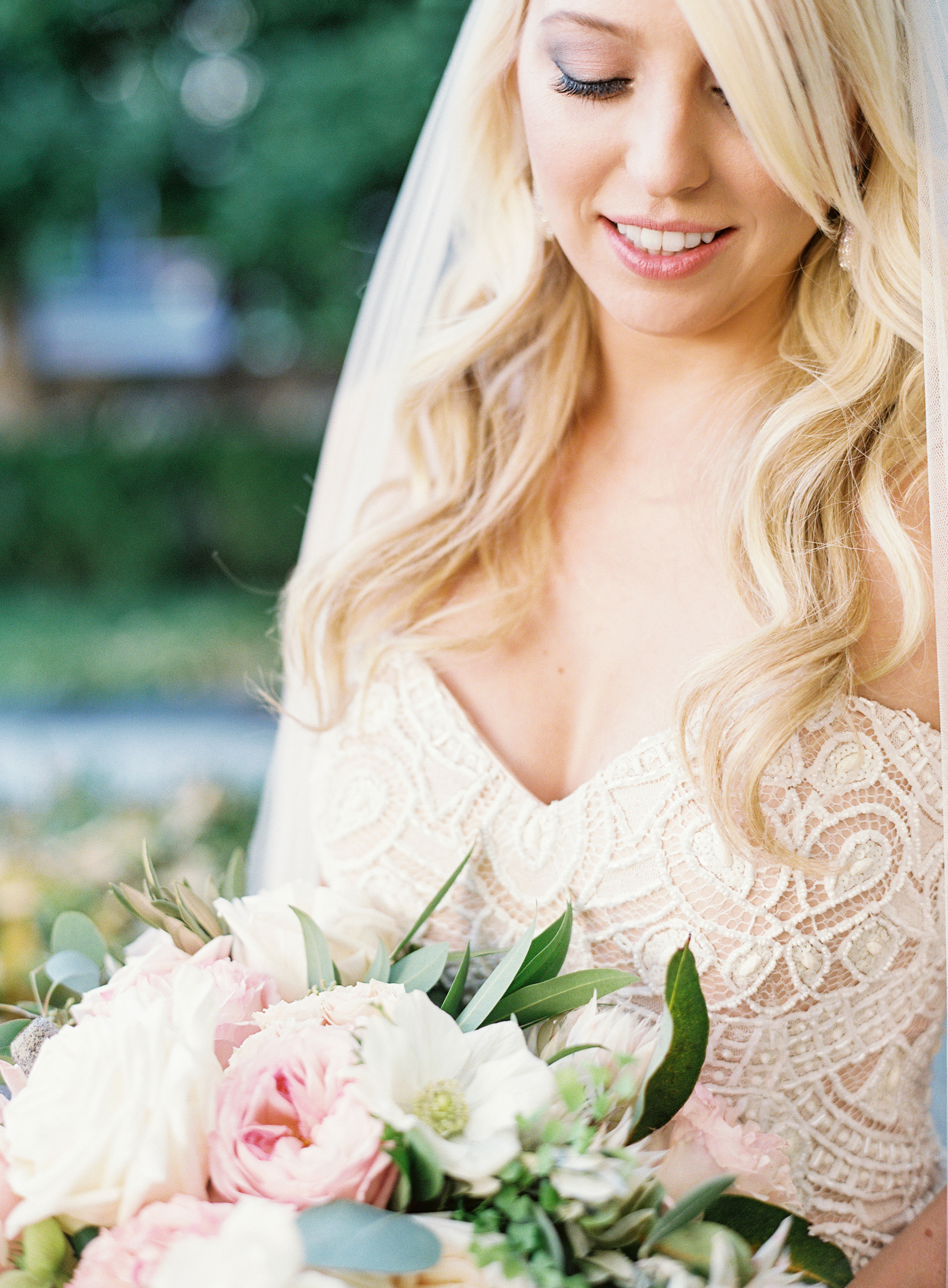  Jenna & Jon: Dallas Garden Wedding - Lindsey Brunk