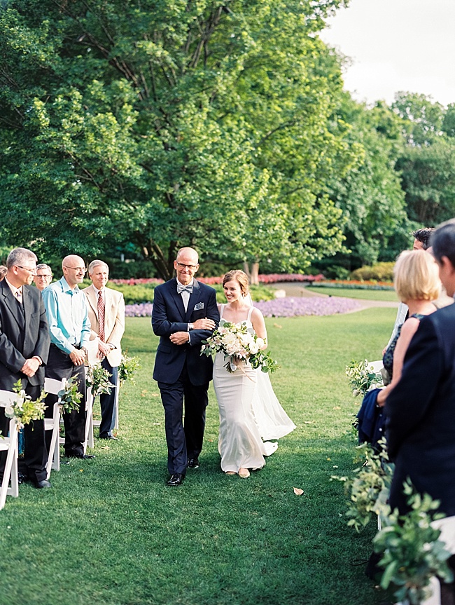 Claire & Chris: Romantic Dallas Arboretum Wedding - Lindsey Brunk