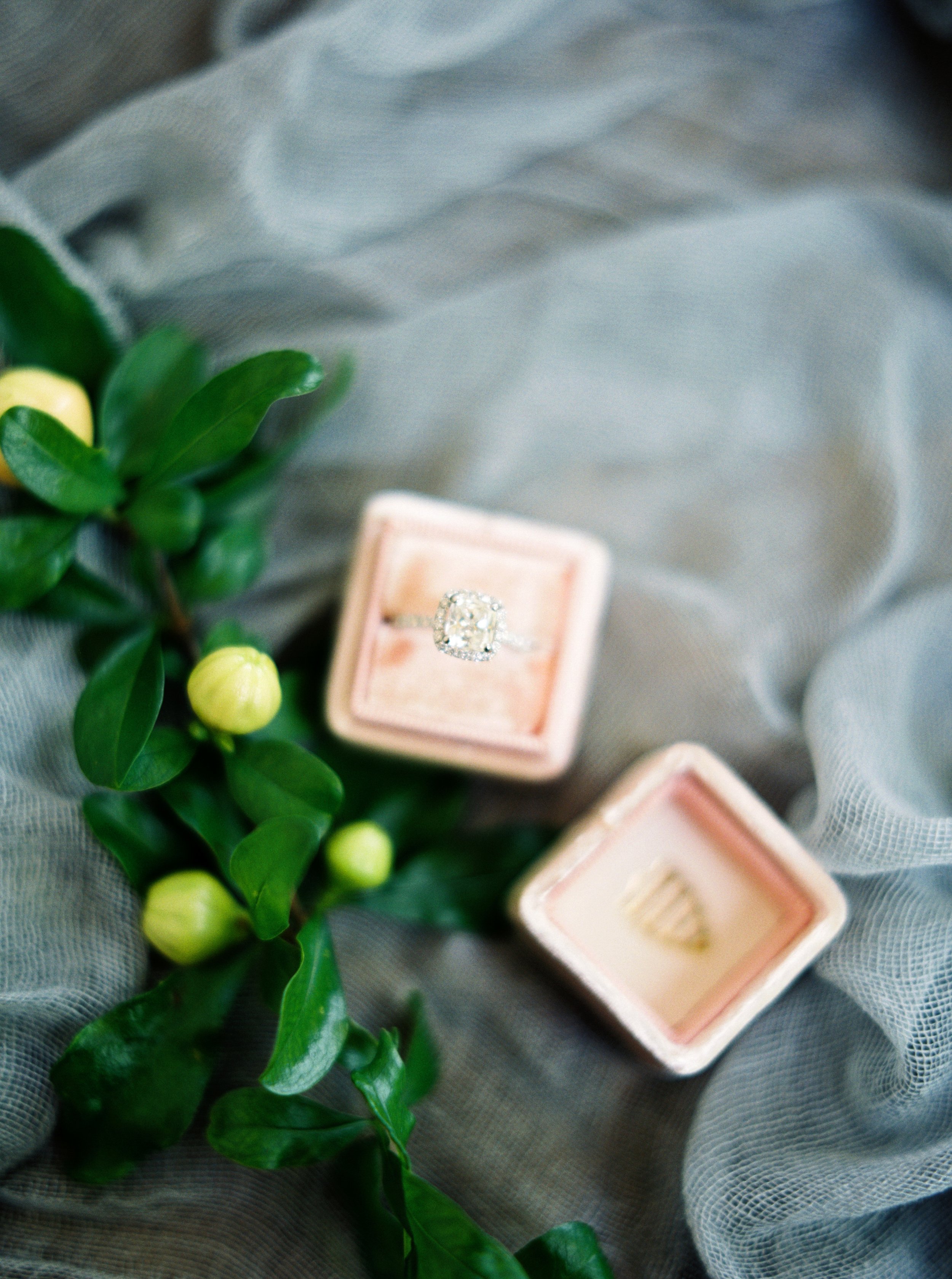 Stunning Outdoor Austin Wedding - Lindsey Brunk